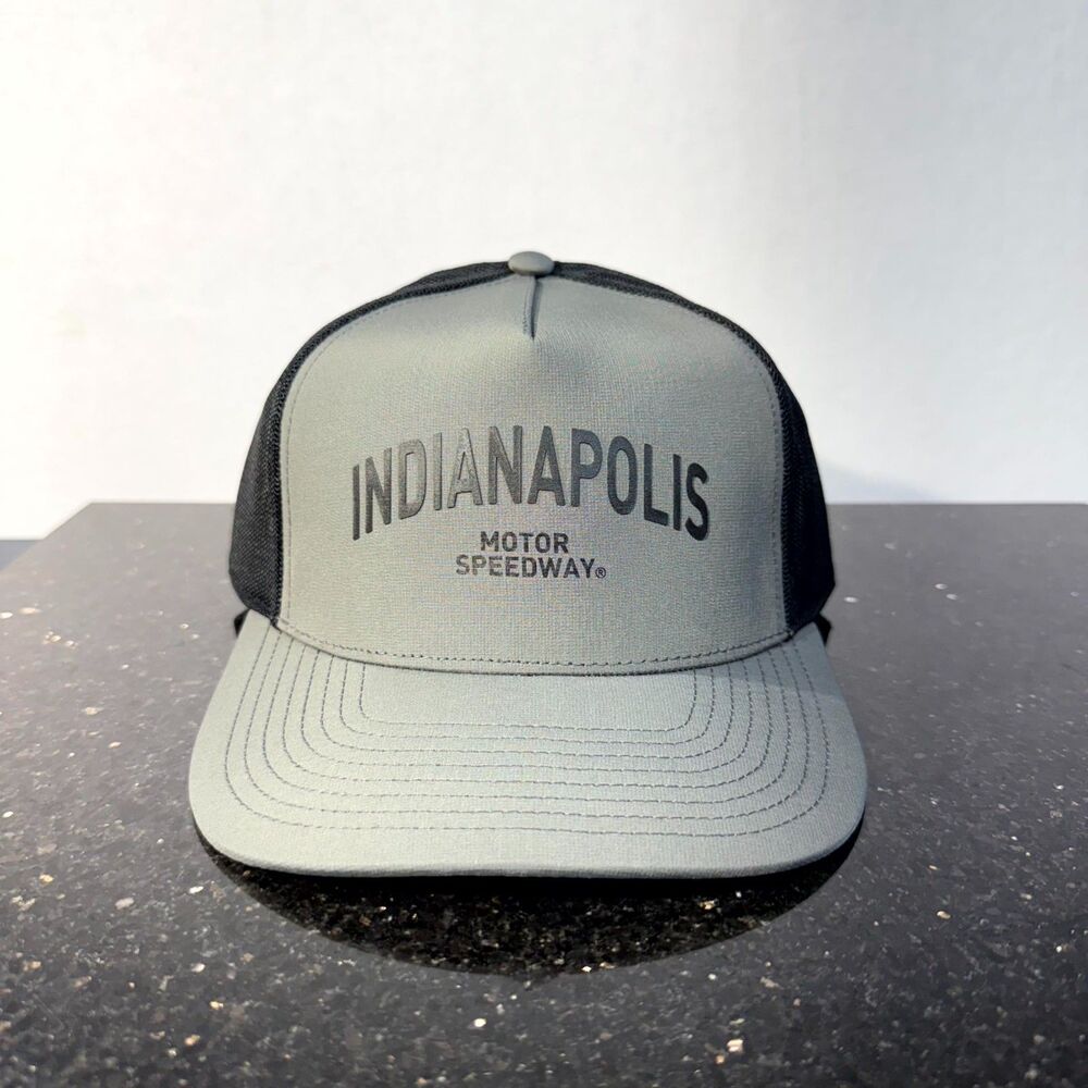 Official‎ Indianapolis Motor Speedway Adjustable Grey Trucker Hat NEW